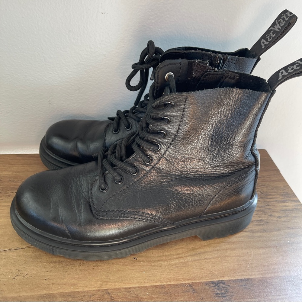 Dr. Martens Airwair JY004 Leather Combat Boots 1460 Y Black Size youth U…